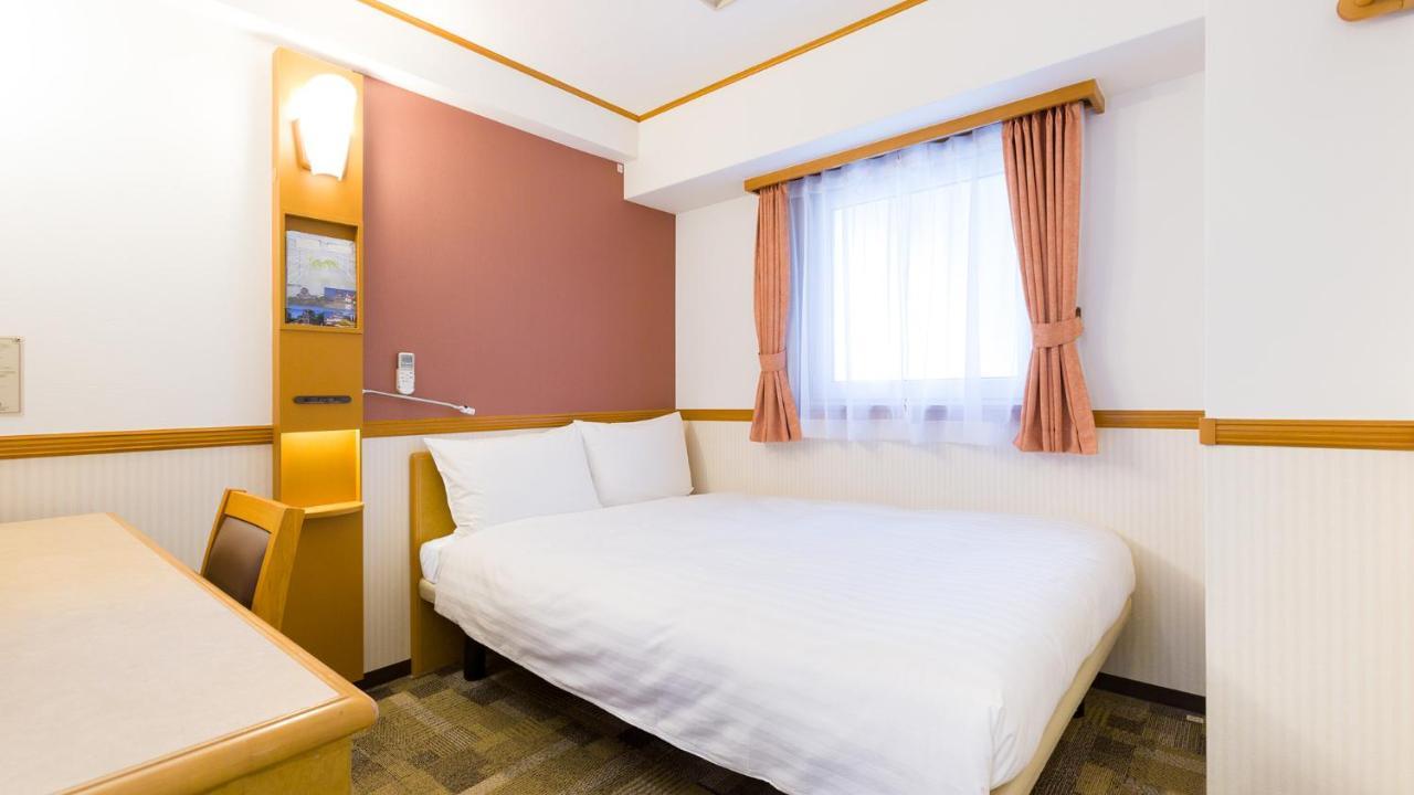Toyoko Inn Tokyo Shinagawa-Eki Takanawa-Guchi Екстериор снимка