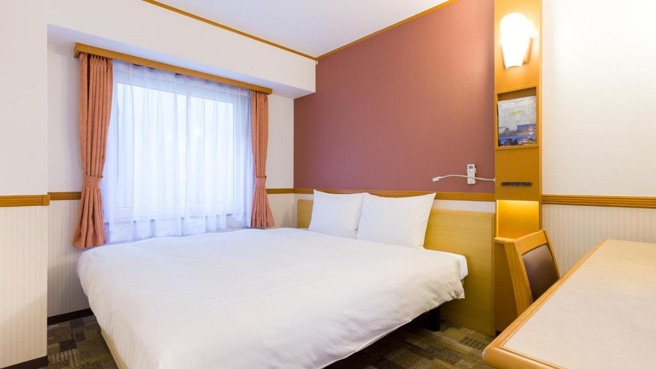 Toyoko Inn Tokyo Shinagawa-Eki Takanawa-Guchi Екстериор снимка