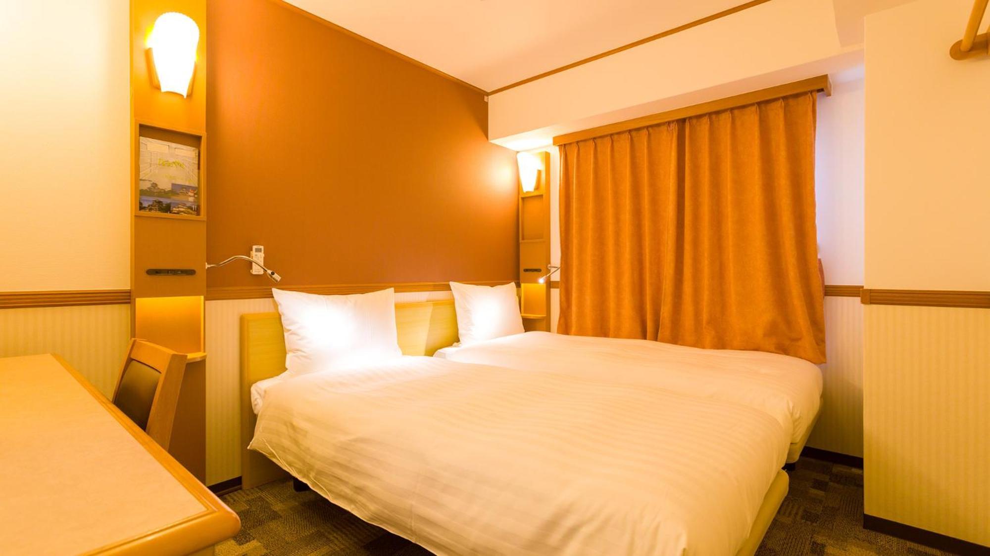 Toyoko Inn Tokyo Shinagawa-Eki Takanawa-Guchi Стая снимка