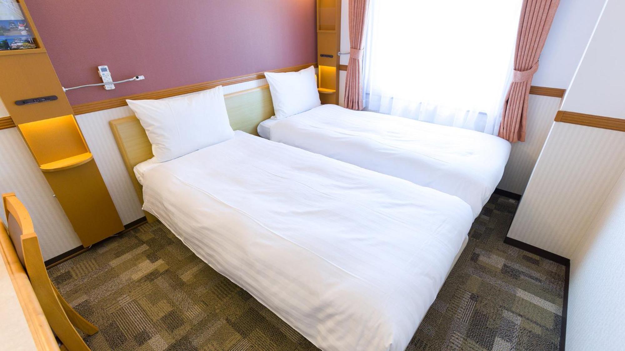 Toyoko Inn Tokyo Shinagawa-Eki Takanawa-Guchi Стая снимка