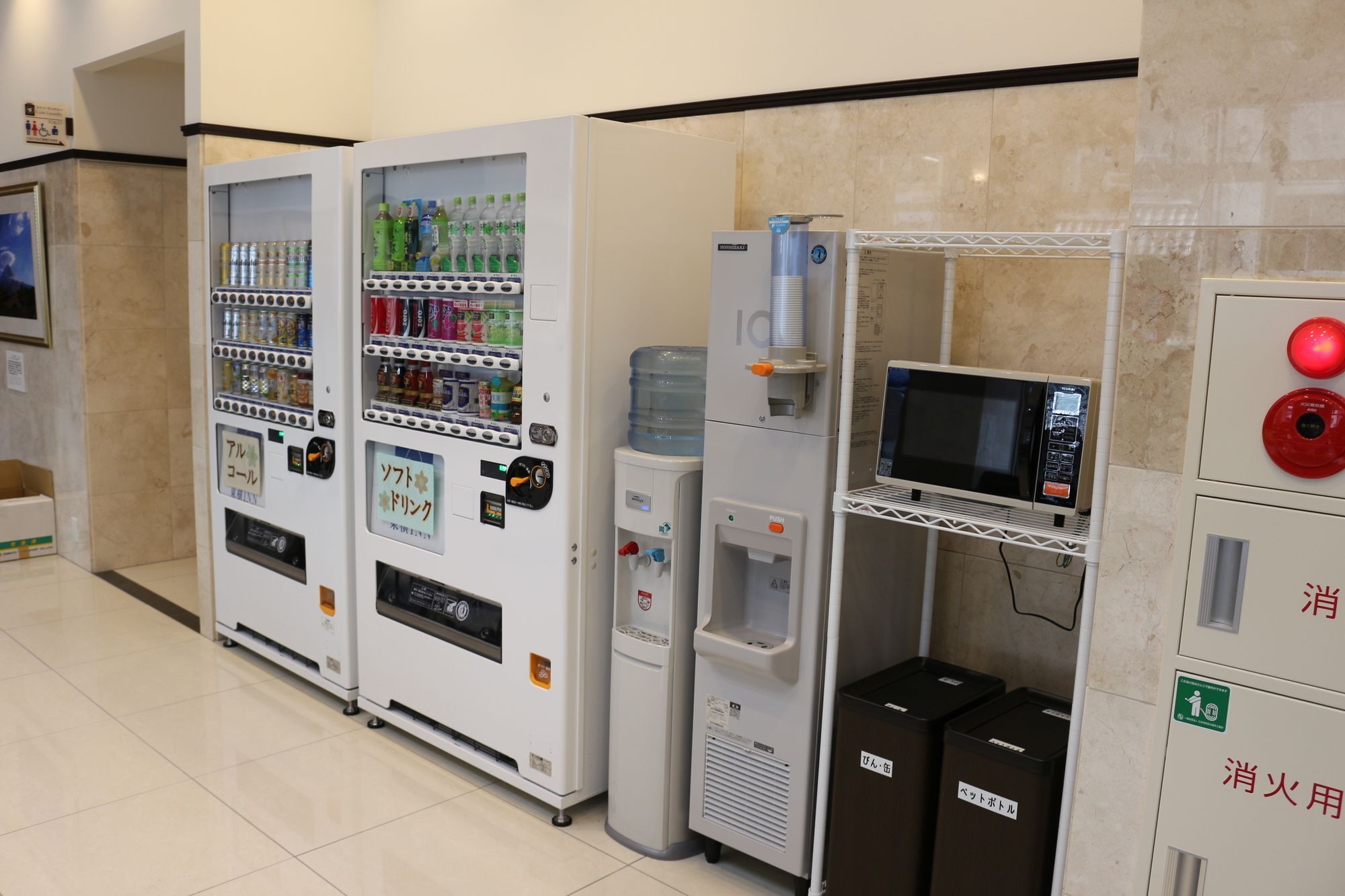 Toyoko Inn Tokyo Shinagawa-Eki Takanawa-Guchi Екстериор снимка